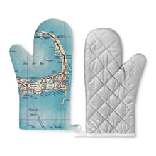 Load image into Gallery viewer, Cape  &amp; Nantucket Oven Mitts
