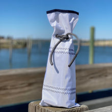 Load image into Gallery viewer, Sailor&#39;s Wine Bag
